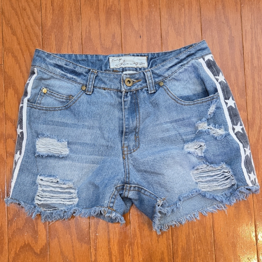 Vintage Havana Distressed Blue Jean Shorts with Star Details Size 26